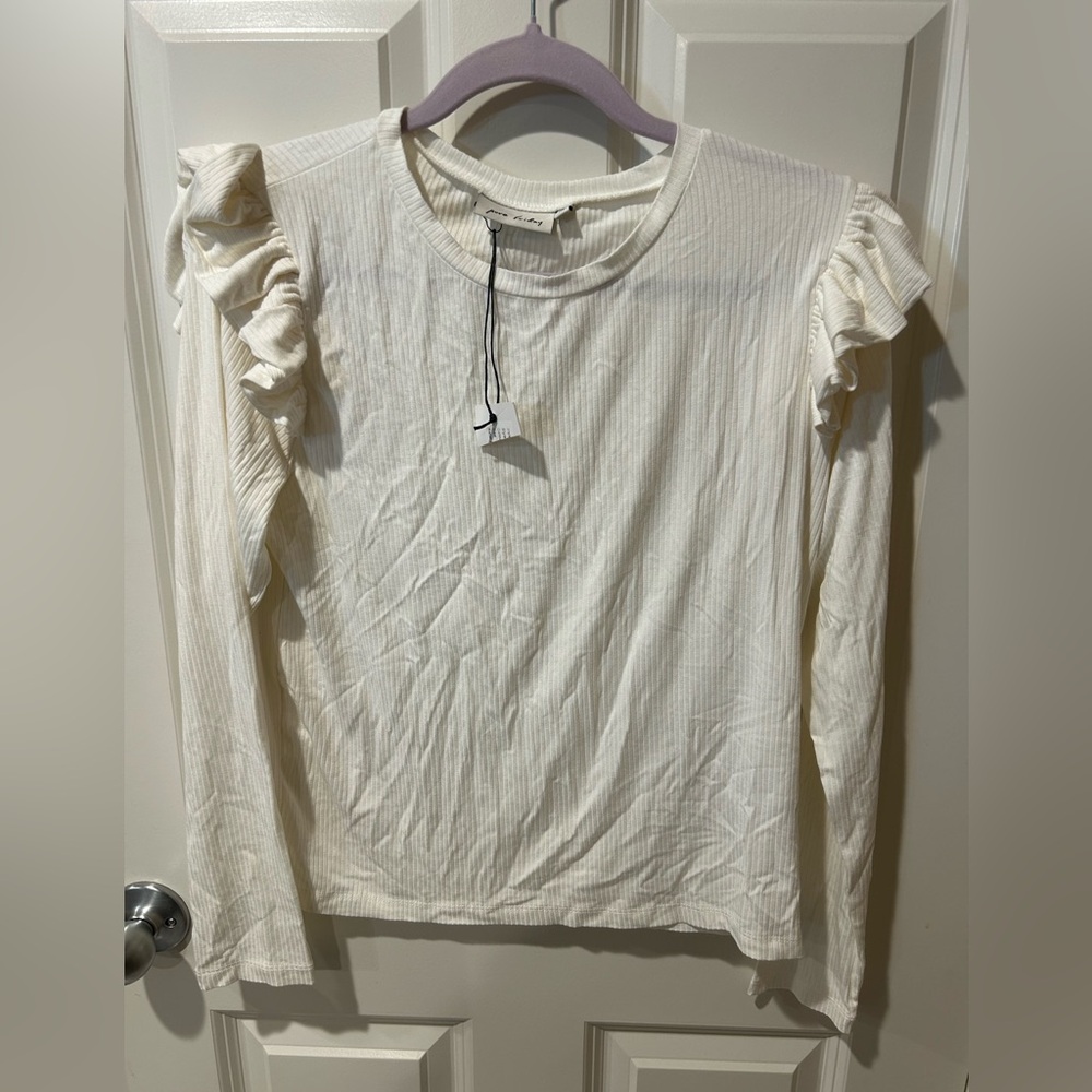 New Elegant Cream Ruffle Sleeve Top medium